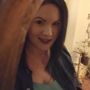 Meet your Posher, Janelle